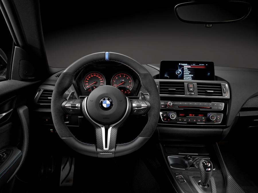  BMW M2 Coupe M Performance Accessories 2015 года  (фото 7 из 14)